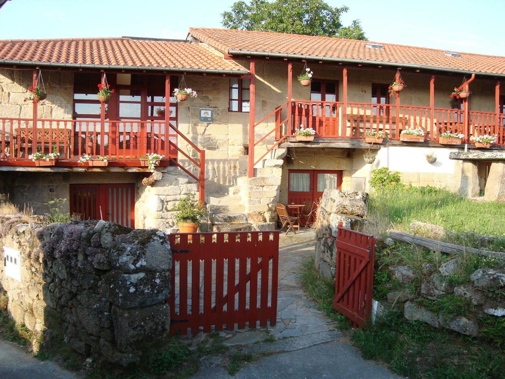 A Casa Da Eira Guest House Cerreda Luaran gambar